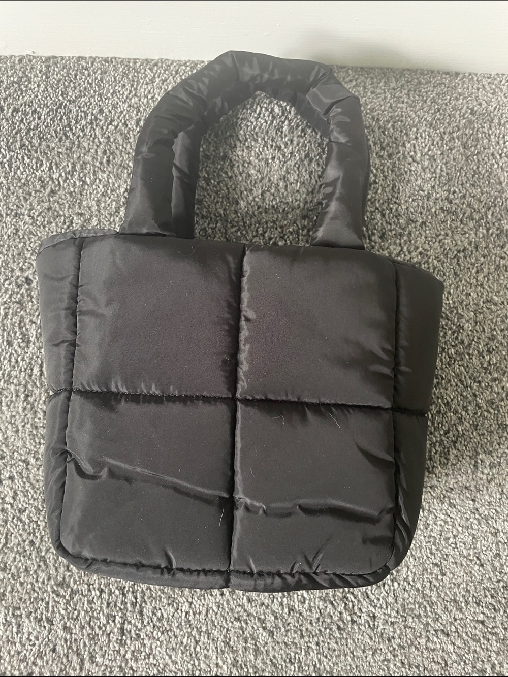 Black Puffer Mini Tote Bag 7x8x3 handle purse New